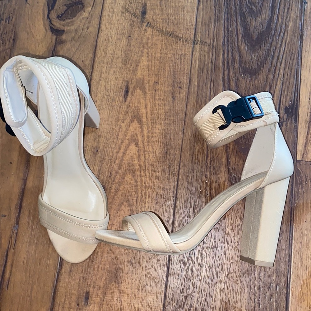 Beige buckle strap heels